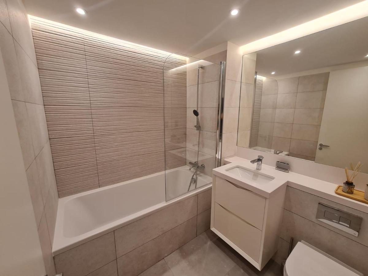 Luxury Apartment In Eurocity Гибралтар Экстерьер фото